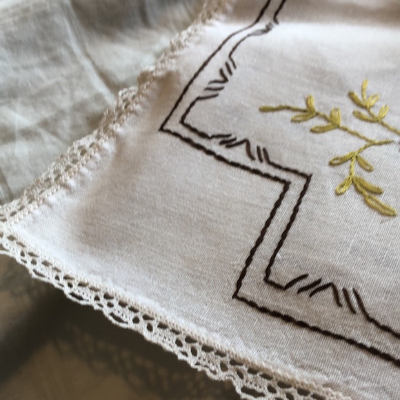 Vintage table runner - Picture 3 of 4